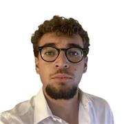 Laureato in Management delle imprese Internazionali e madrelingua in spagnolo